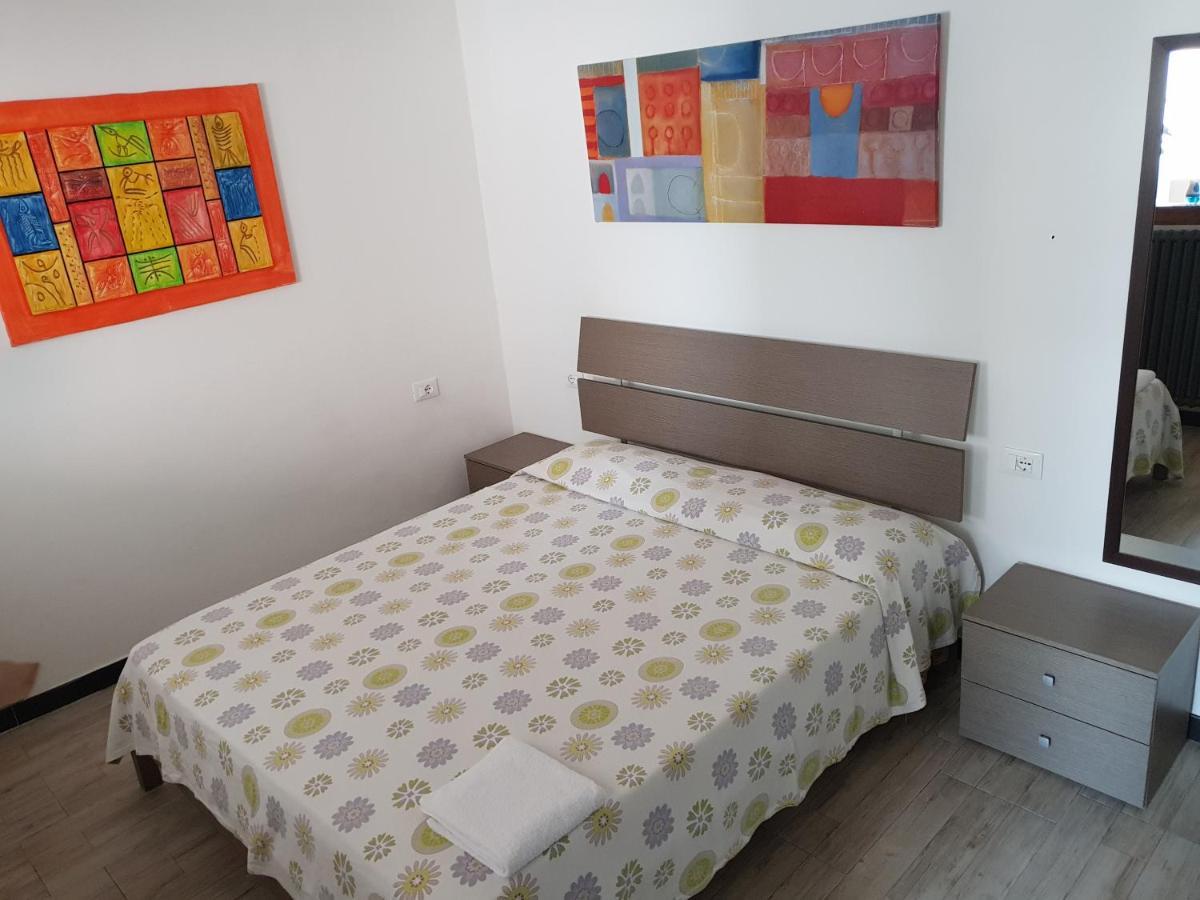 Casa Vacanze L'Agrifoglio Bed and Breakfast Magliolo Exterior foto