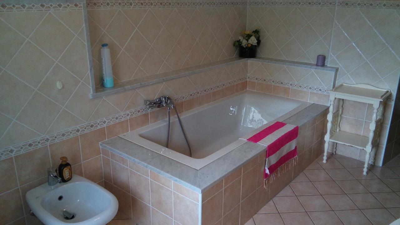 Casa Vacanze L'Agrifoglio Bed and Breakfast Magliolo Exterior foto