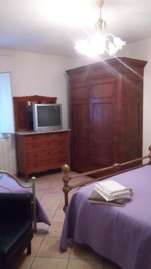 Casa Vacanze L'Agrifoglio Bed and Breakfast Magliolo Exterior foto